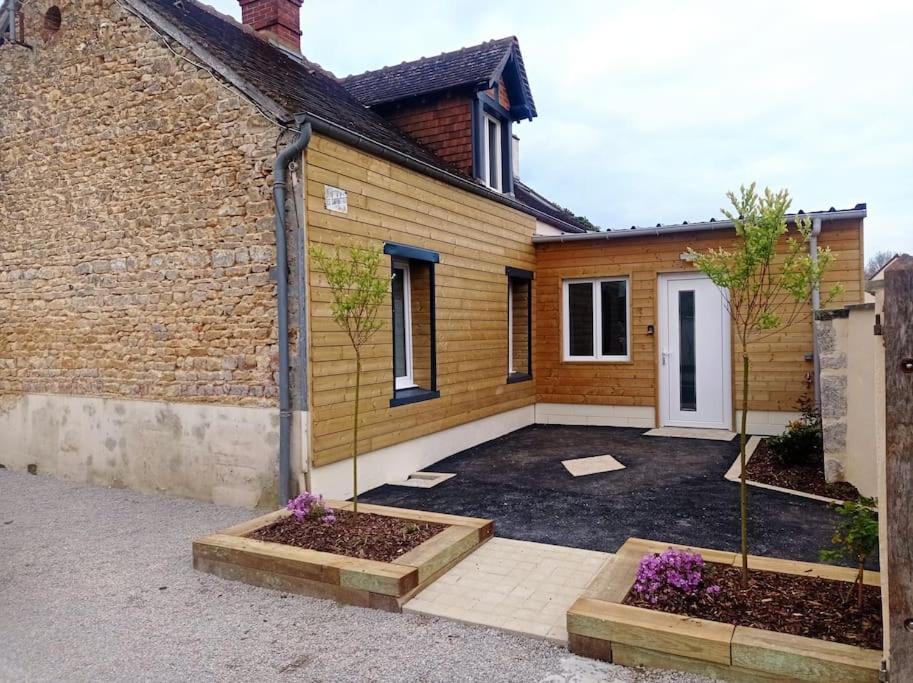 Maison De Campagne Avec Cour Sées Екстериор снимка